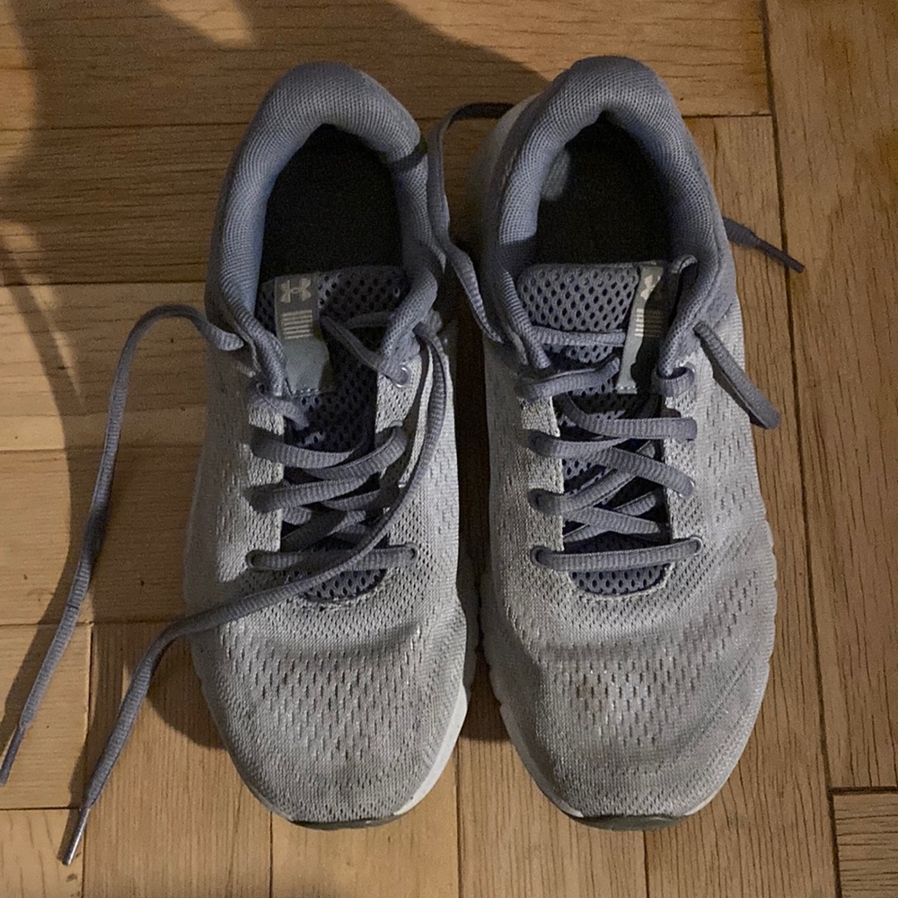 Under Armour Grey gym shoes